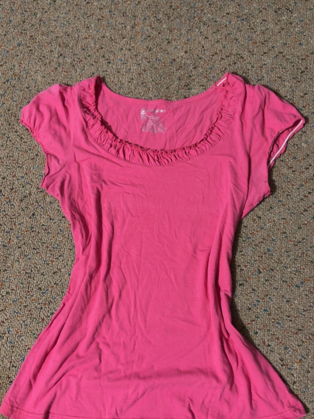 Vintage Y2K No Boundaries Bright Pink Scoop Neck Ruched Short Sleeve Top